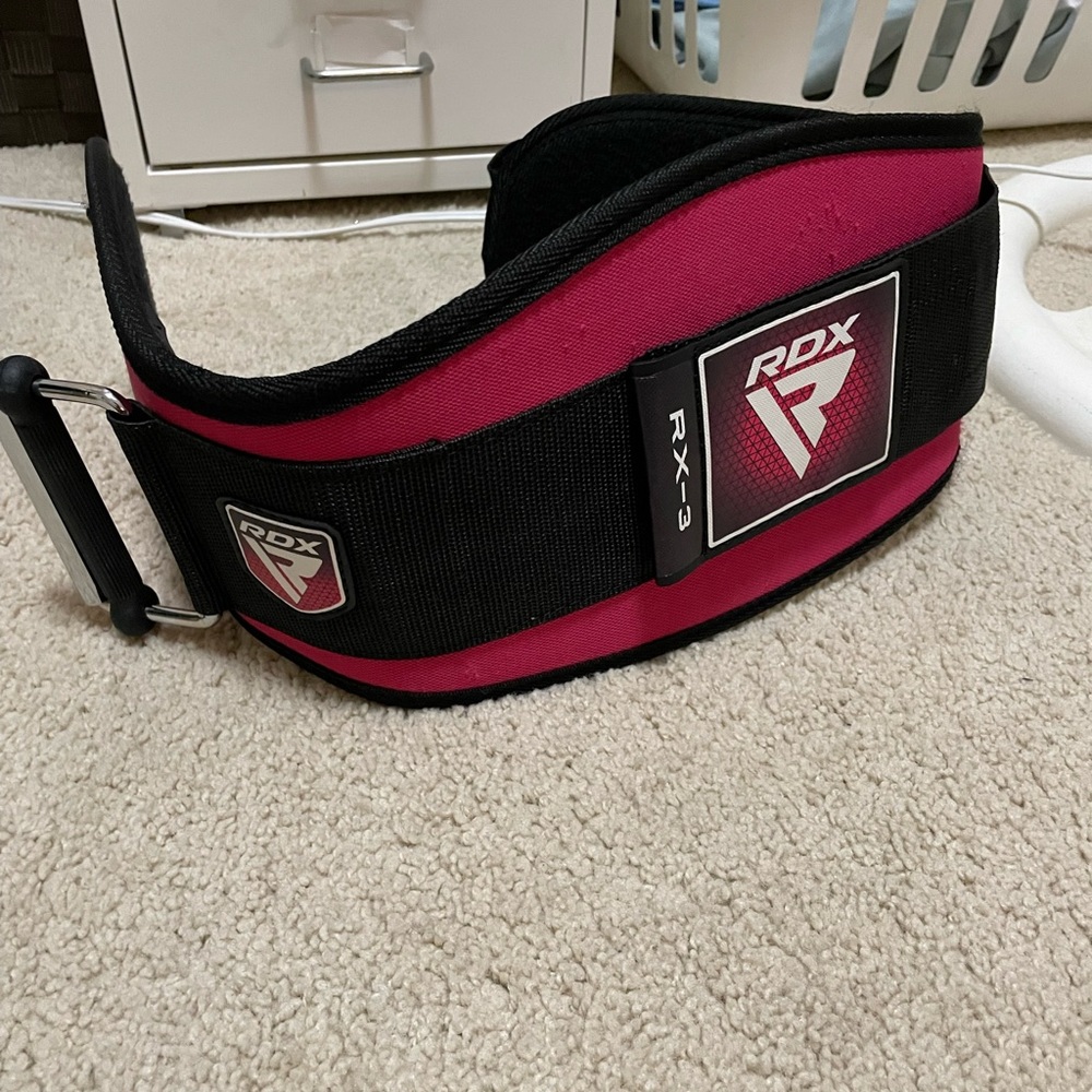 Rdx weightlifting belt